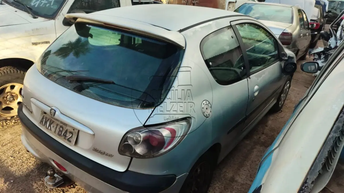 LOTE 016 - PEUGEOT 206 QUICK SILVER