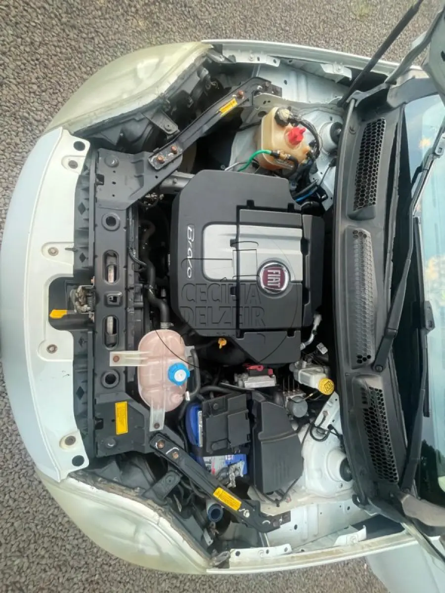 LOTE 002 - FIAT/BRAVO ESSENCE DUAL