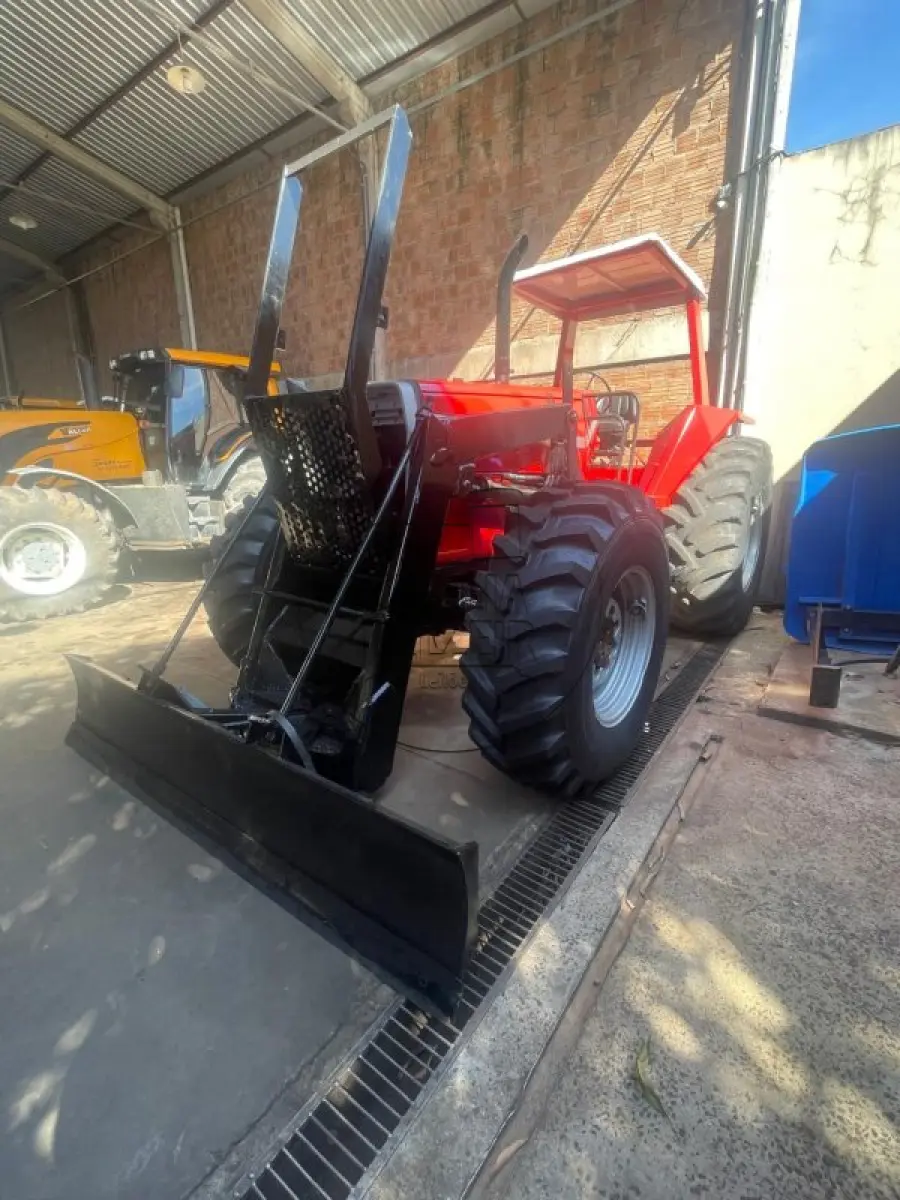 LOTE 006 - MASSEY FERGUSON 650