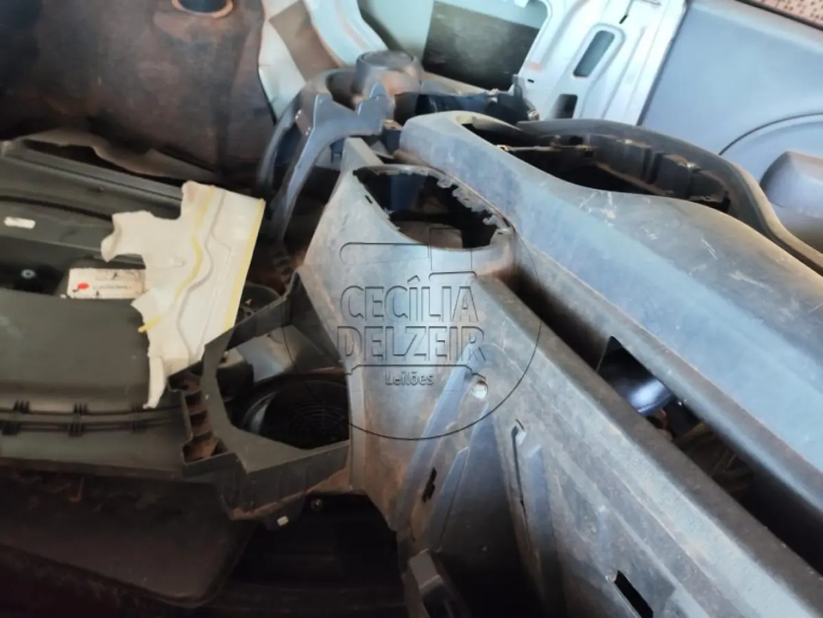 LOTE 014 - FIAT UNO VIVACE EVO FIRE 1.0