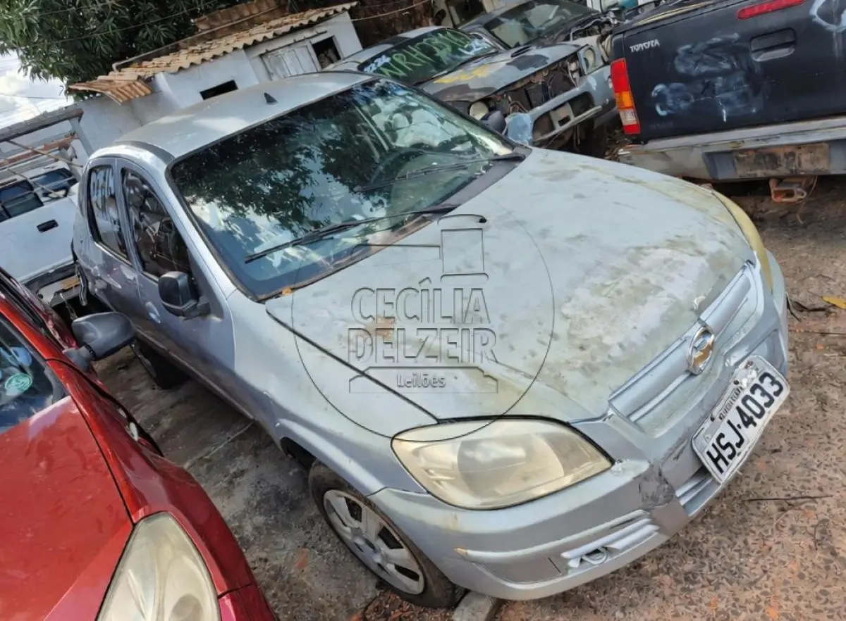 LOTE 011 - GM/ PRISMA MAXX