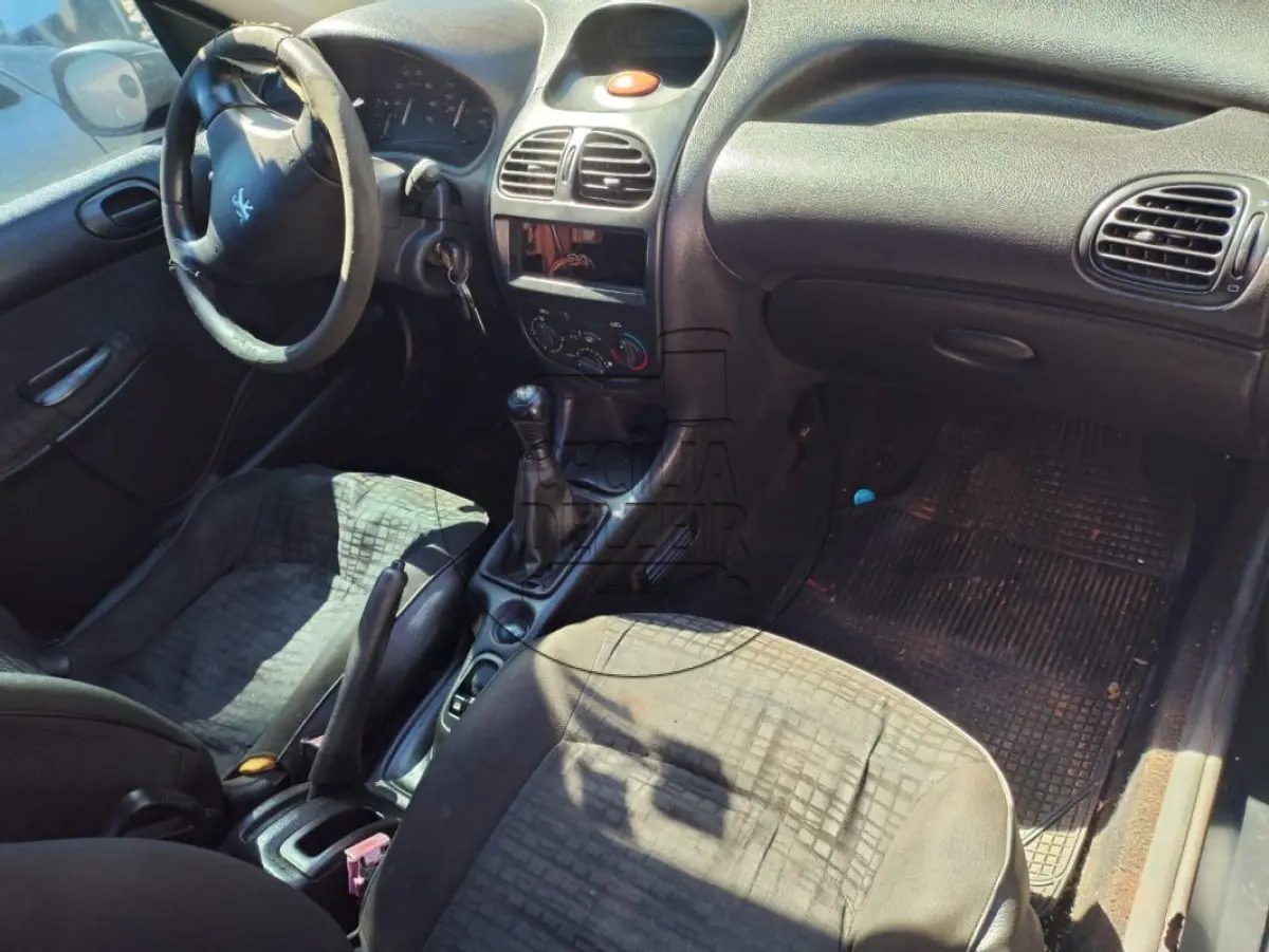 LOTE 013 - PEUGEOT 206 SELECT
