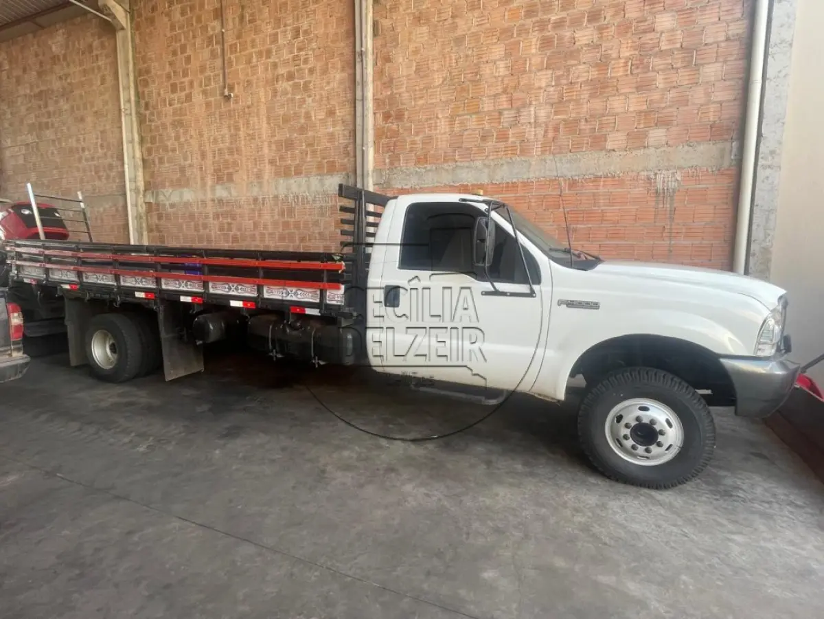 LOTE 015 - FORD/F4000 G