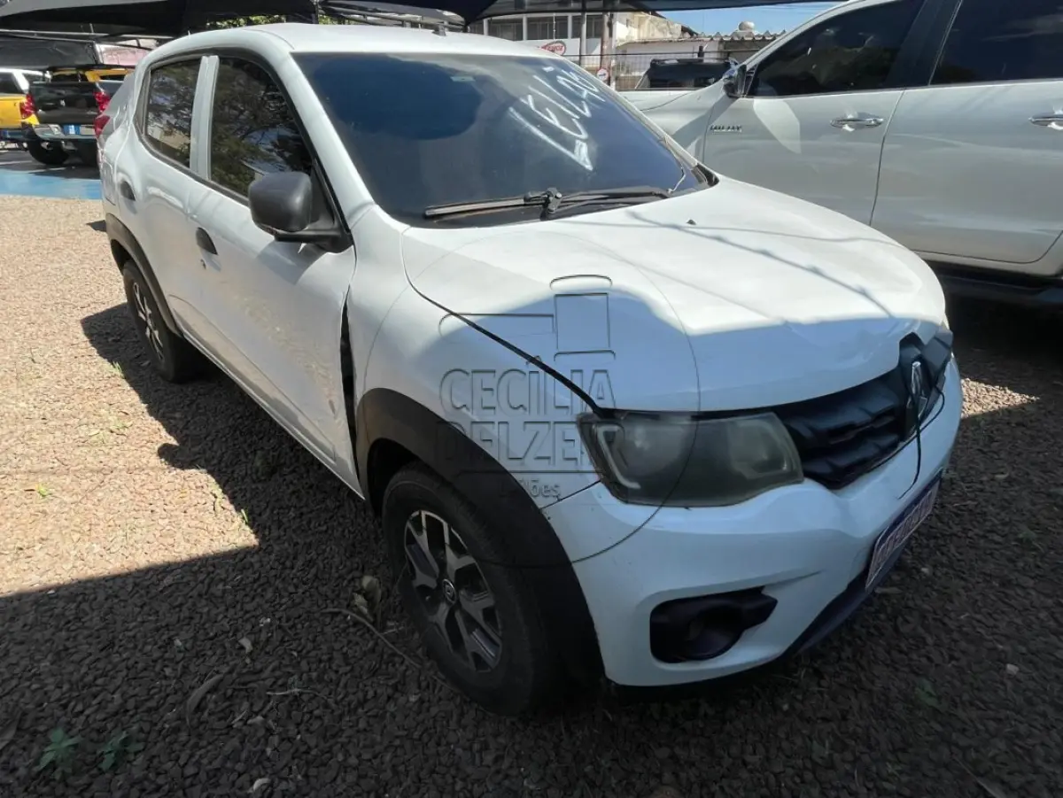 LOTE 008 - KWID ZEN 10 MT