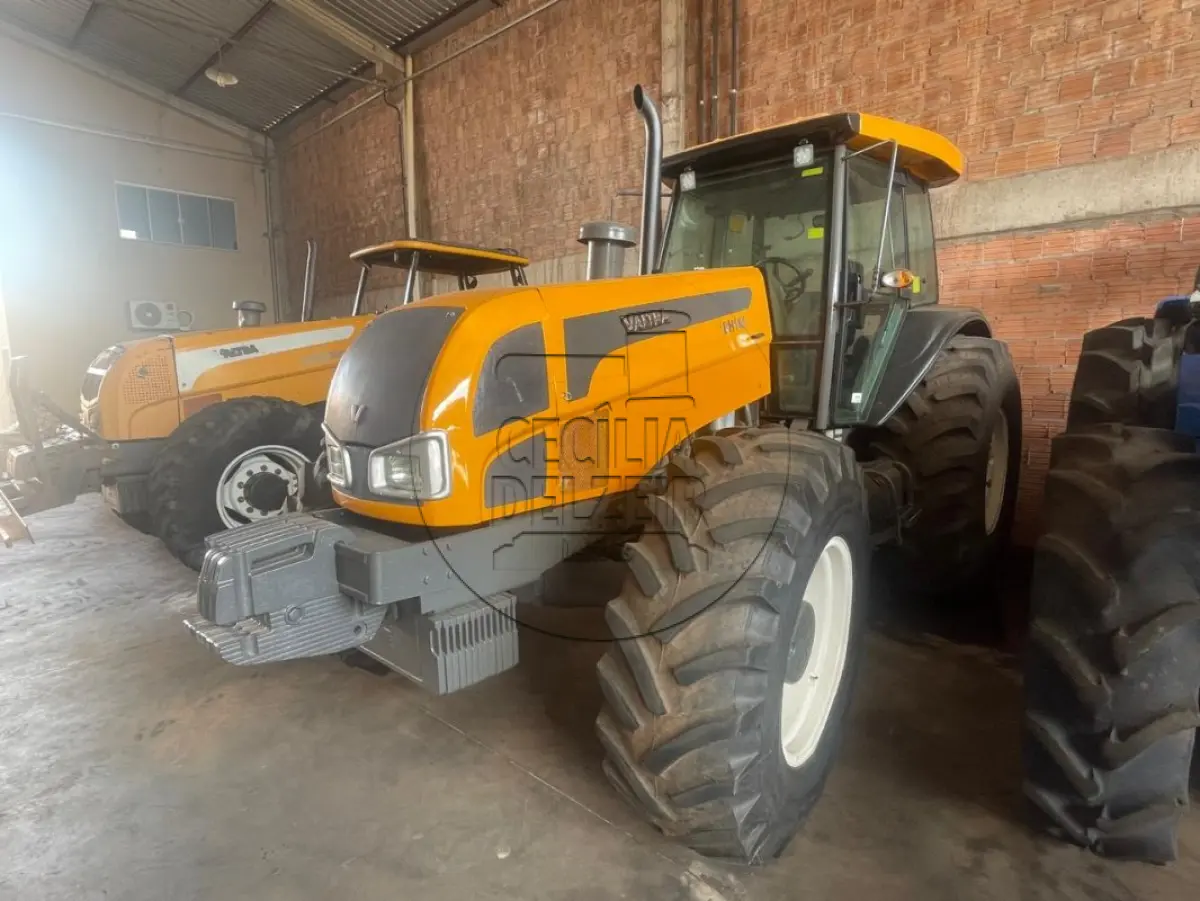 LOTE 004 - VALTRA BH 145
