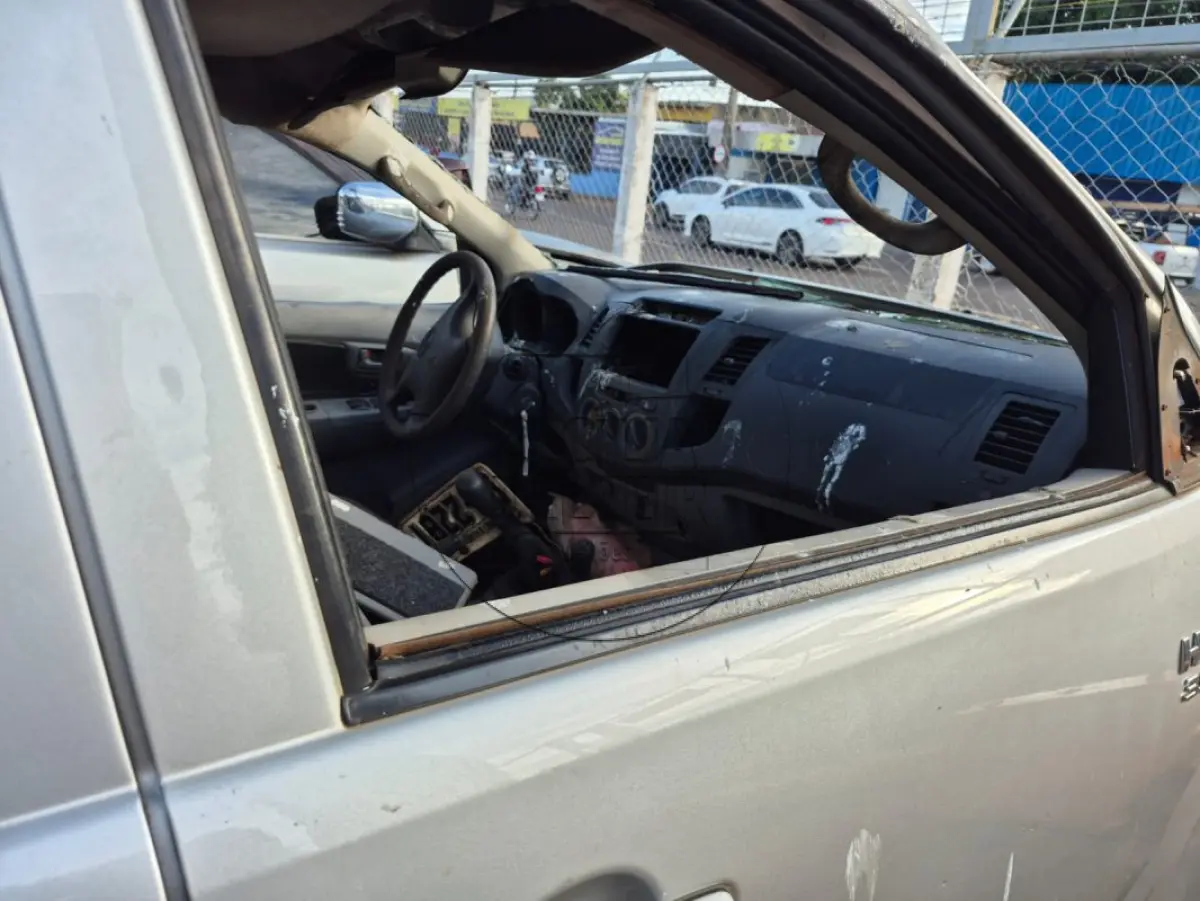 LOTE 028 - I/TOYOTA HILUX CD4X4 SR