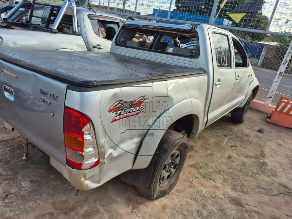 LOTE 028 - I/TOYOTA HILUX CD4X4 SR