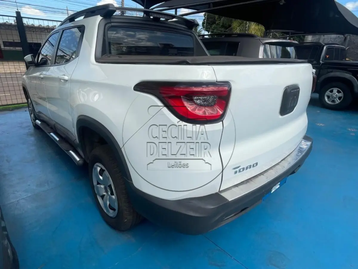 LOTE 022 - FIAT/TORO FREEDOM AT.