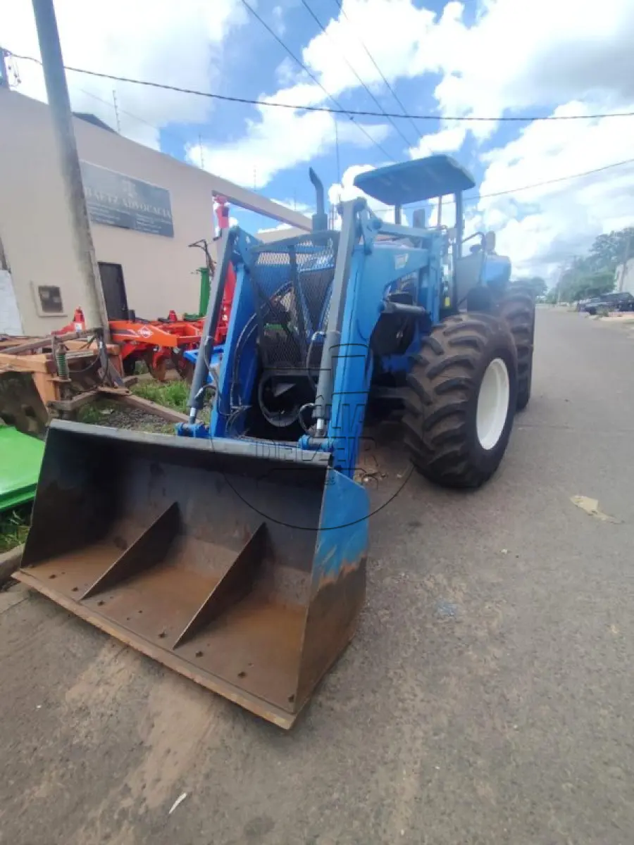LOTE 023 - NEW HOLLAND T7 150