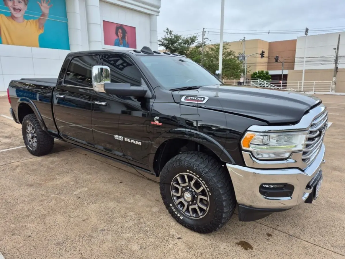 LOTE 001 - I/RAM 3500 LONGHORN 6.7D