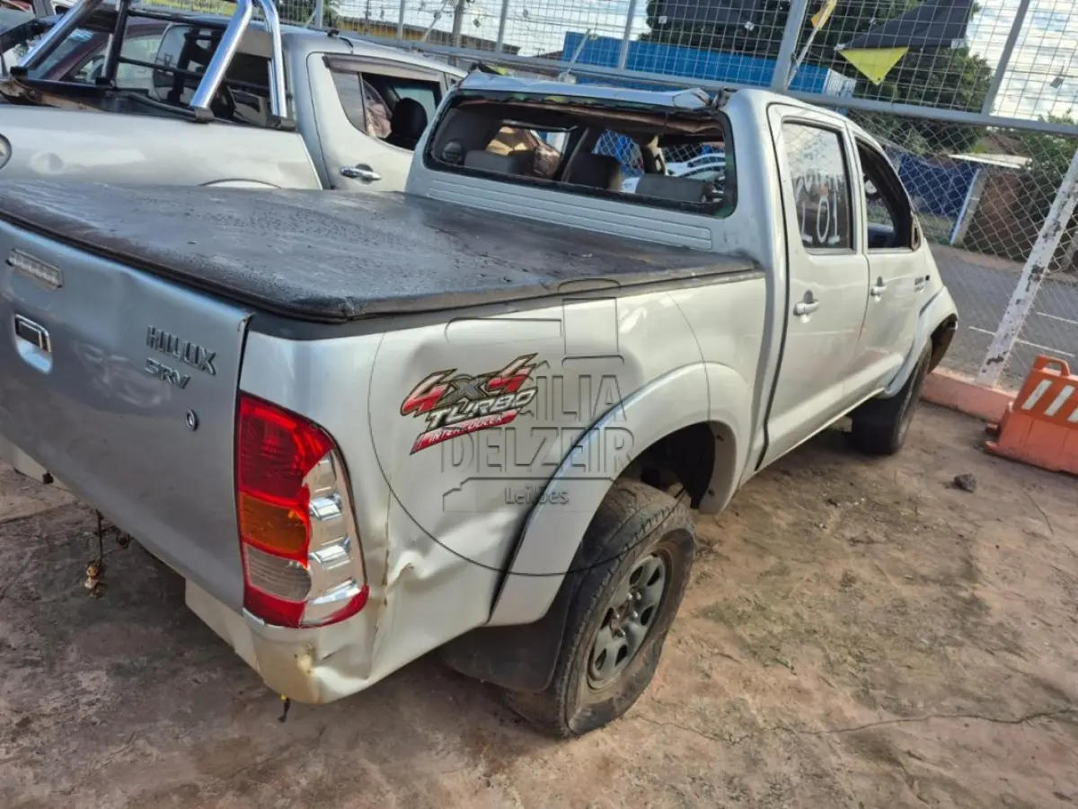 LOTE 020 - I/TOYOTA HILUX CD4X4 SR
