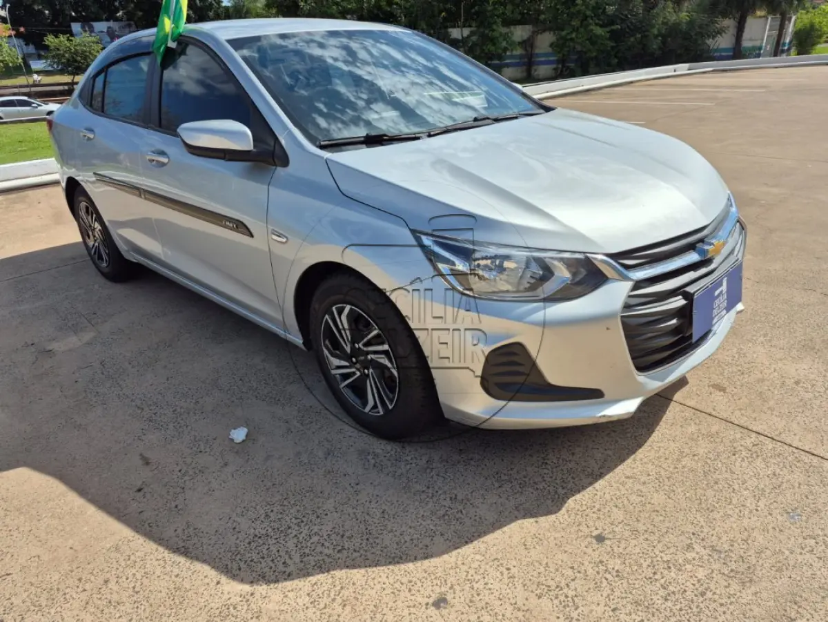 LOTE 009 - CHEV/ONIX PLUS 10MT LT3