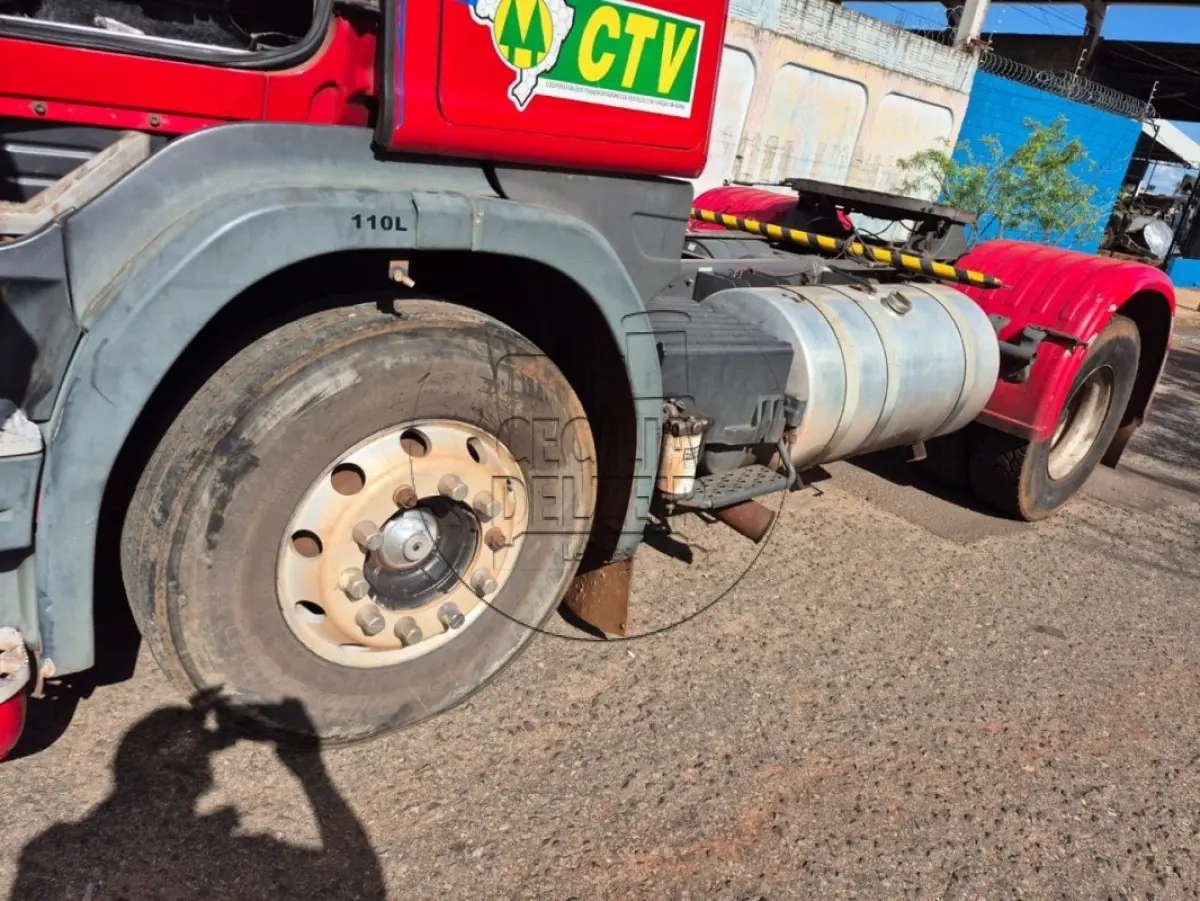 LOTE 004 - SCANIA/G380 A 4X2