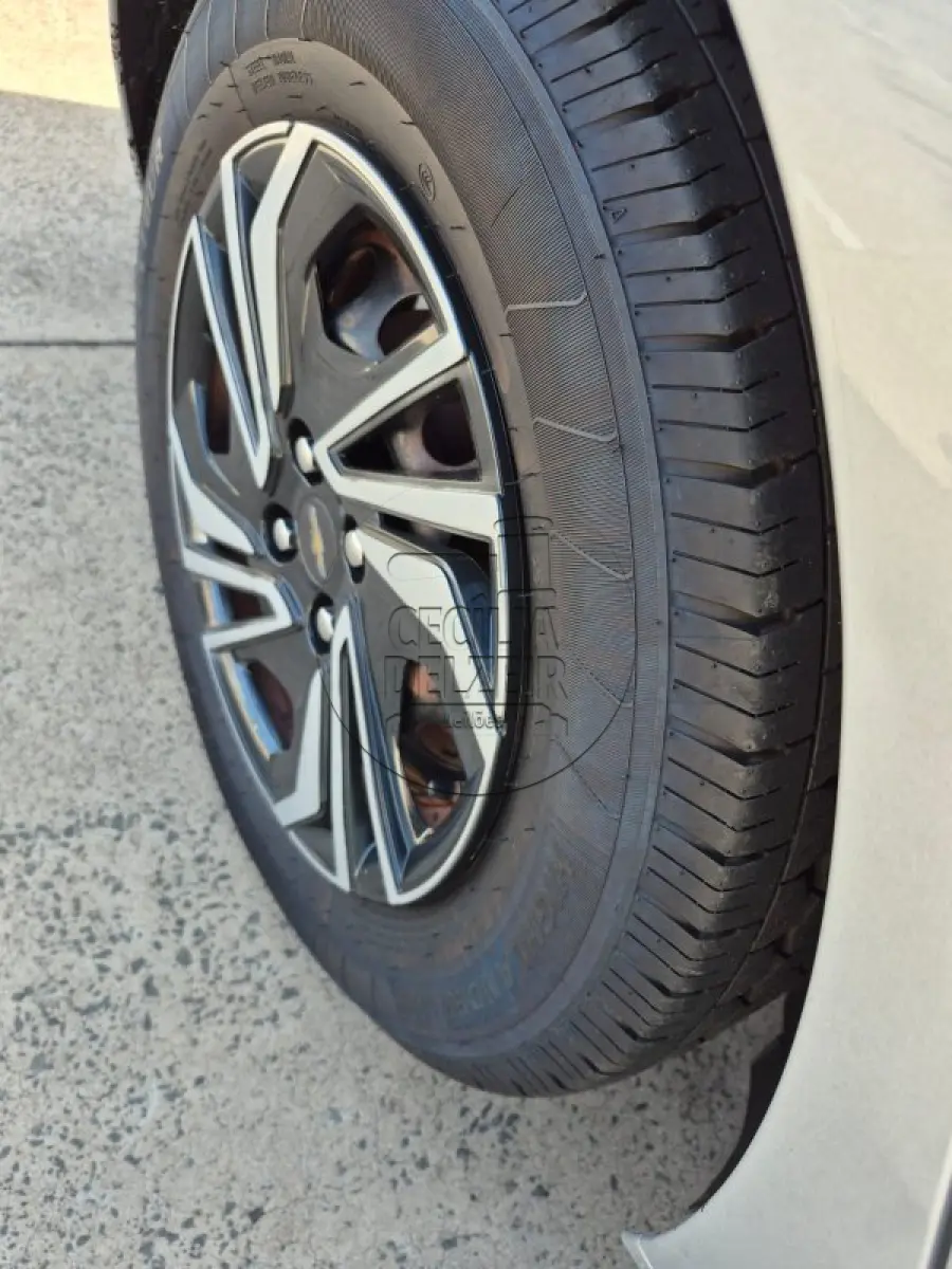 LOTE 009 - CHEV/ONIX PLUS 10MT LT3