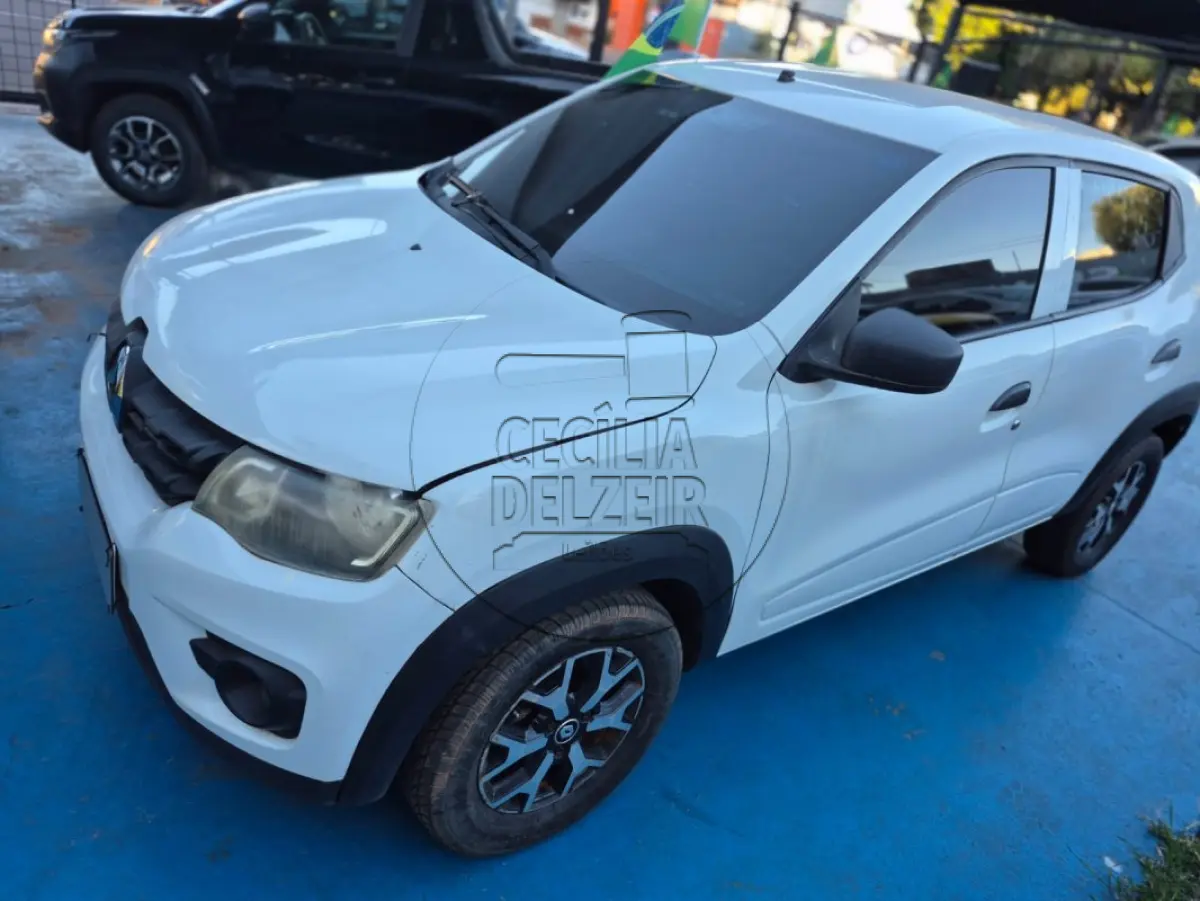 LOTE 012 - KWID ZEN 10 MT.