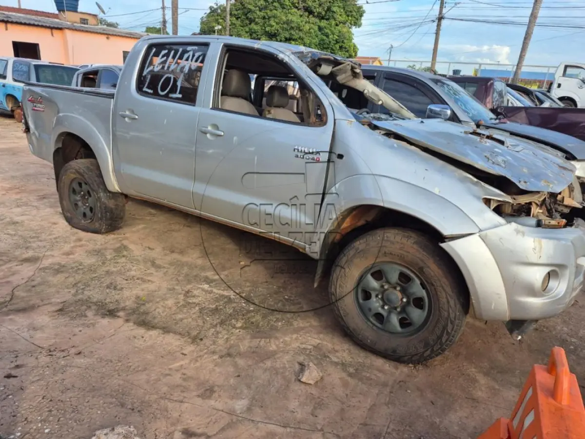 LOTE 020 - I/TOYOTA HILUX CD4X4 SR