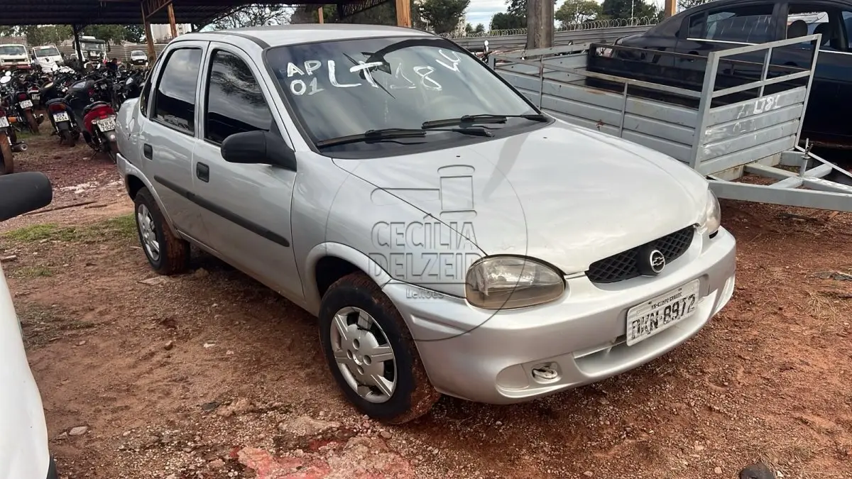 LOTE 0018