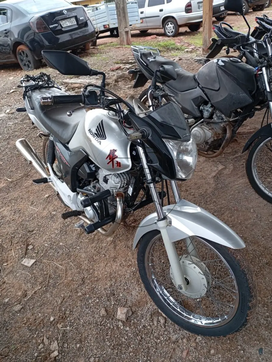 LOTE 0040